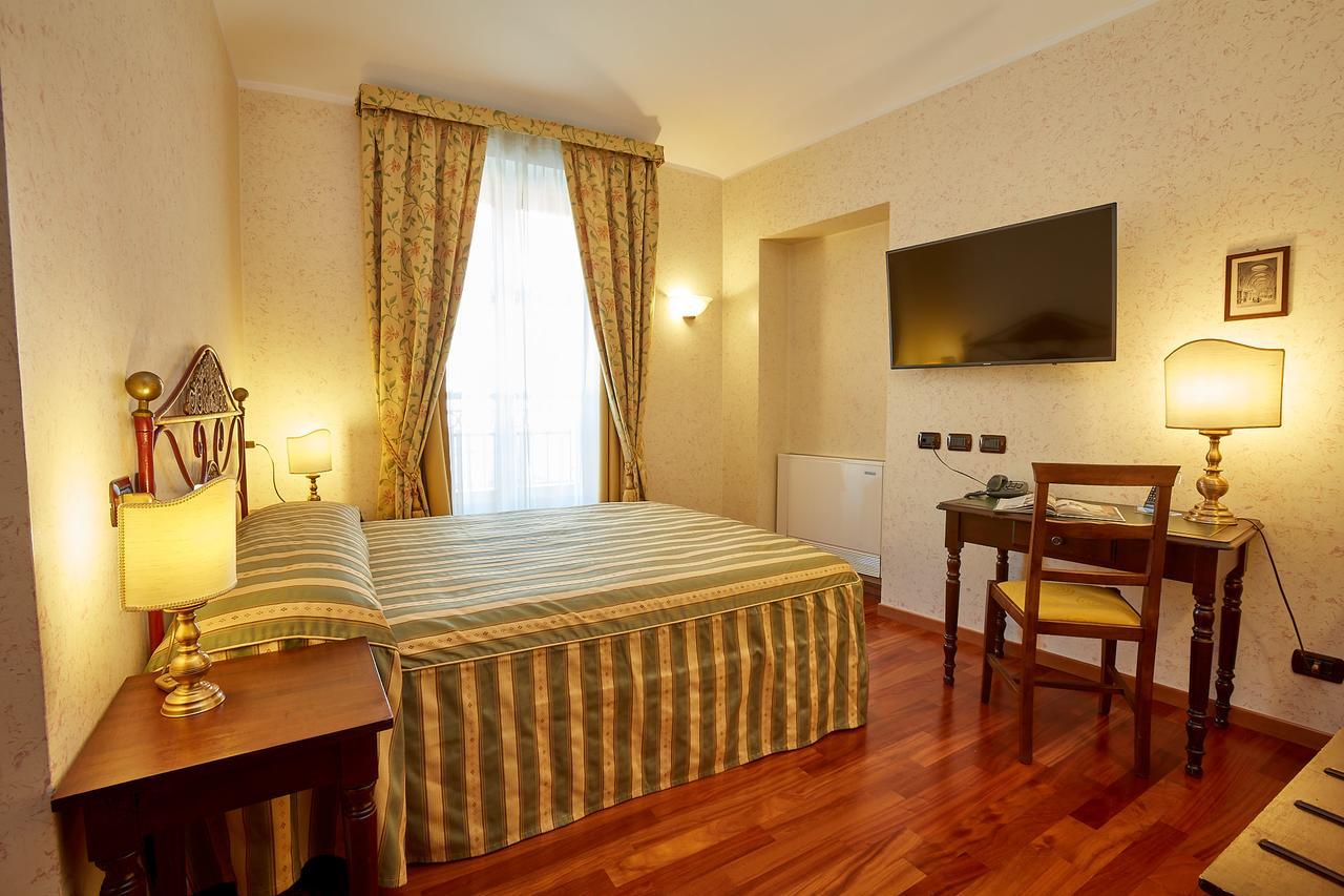 Liberty Hotel Torino Esterno foto